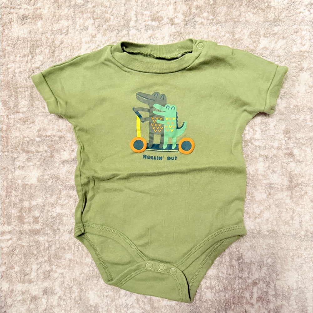 Dip Organic Cotton Baby Onesie in Light Green size 6-12M